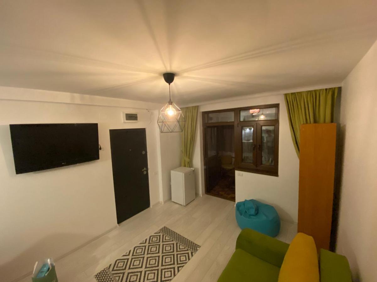 Lili Studio - Saturn Appartement Buitenkant foto